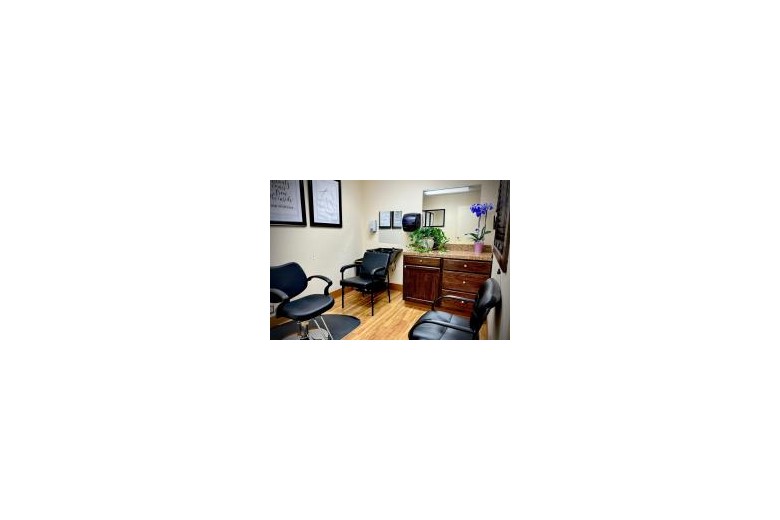 Image of Cedar Ridge Rehabilitation And Healthcare Center (7)