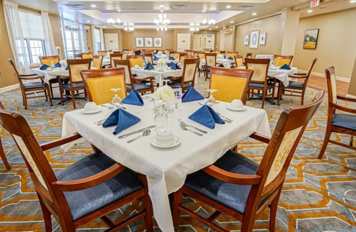 Senior housing that provides a delicious journey through their dining 