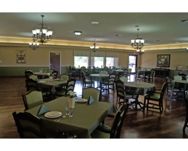 Image of Hidalgo Nursing and Rehabilitation Center (2)