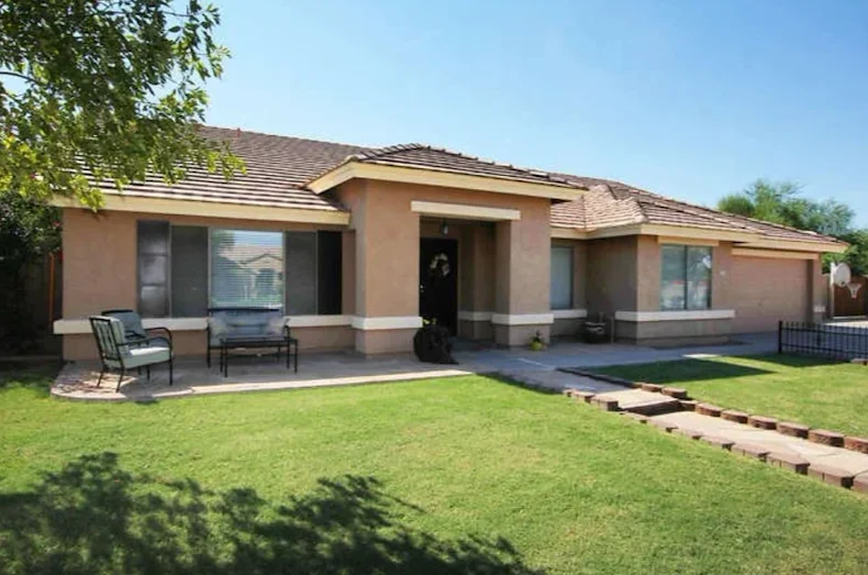 Image of Red Mountain Assisted Living Home at Gilbert (1)
