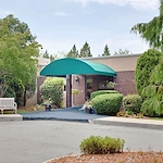 Image of Warren Skilled Nursing and Rehab (1)