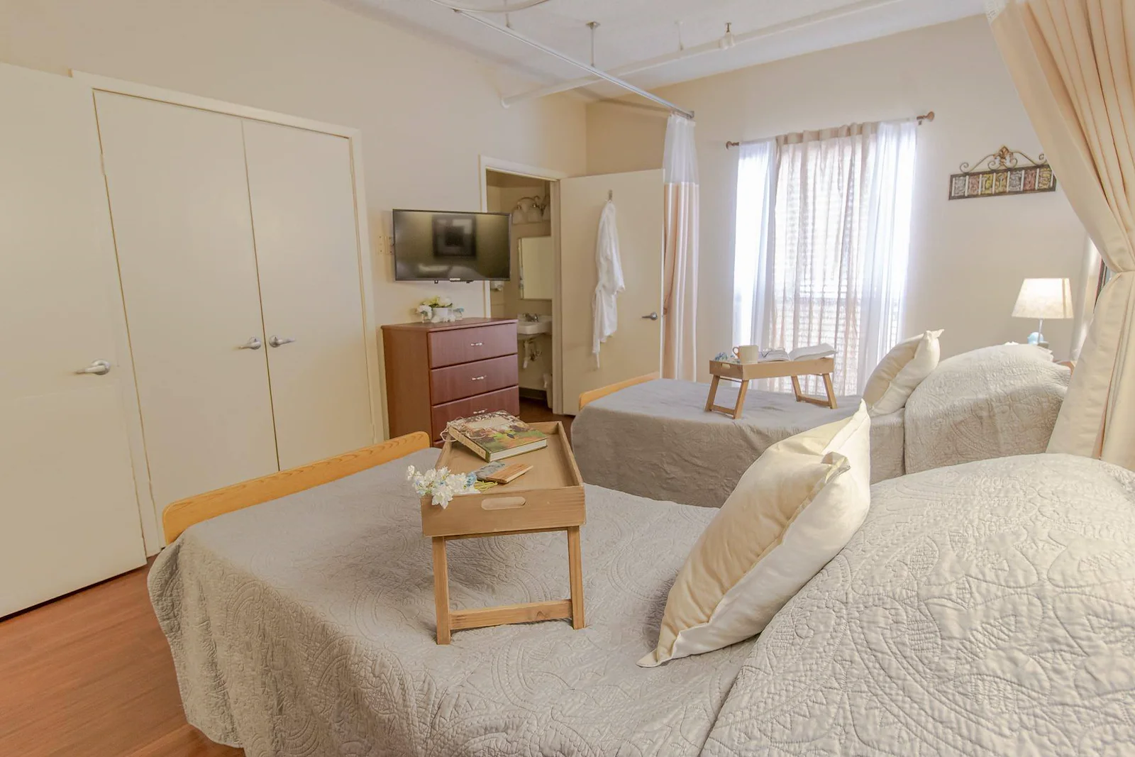 Image of Avir At Richland Hills (6)