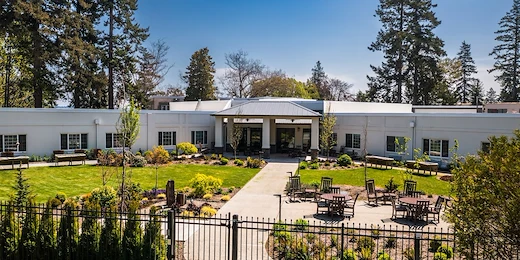Fieldstone Memory Care of Bainbridge exterior