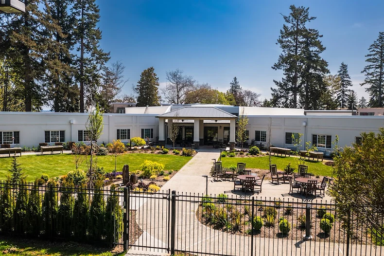 Fieldstone Memory Care of Bainbridge exterior