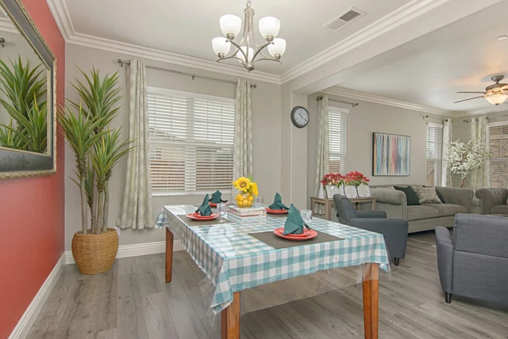 Image of Splendor Valley Senior Living (3)