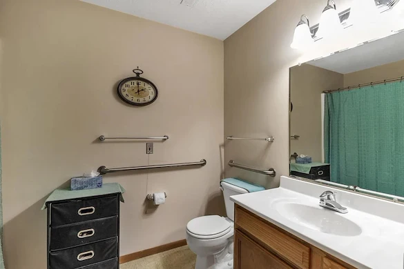 Image of Tibbits Greene (10)