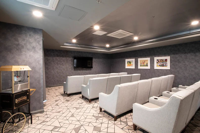 Image of The Remington of Yardley (5)