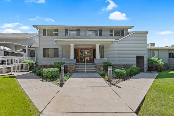 Image of Alderwood Manor (2)