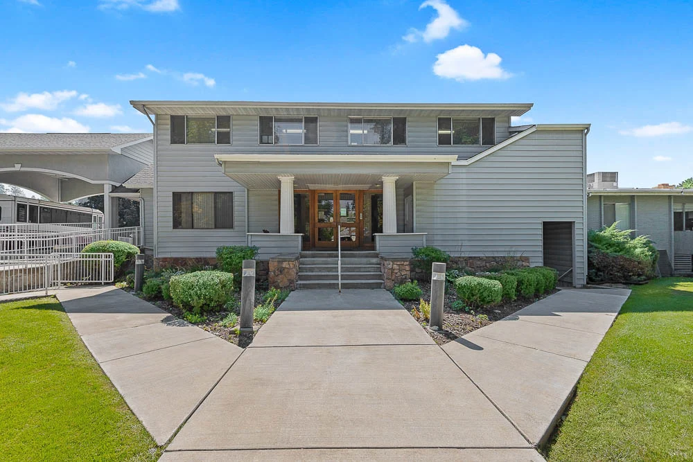 Image of Alderwood Manor (2)