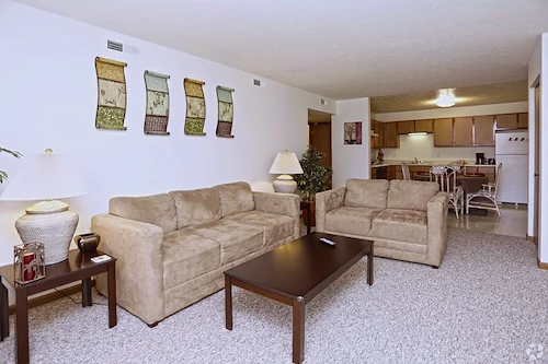 Image of Whispering Pines Apartments (4)