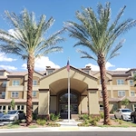 Image of Red Rock Pointe Retirement (1)