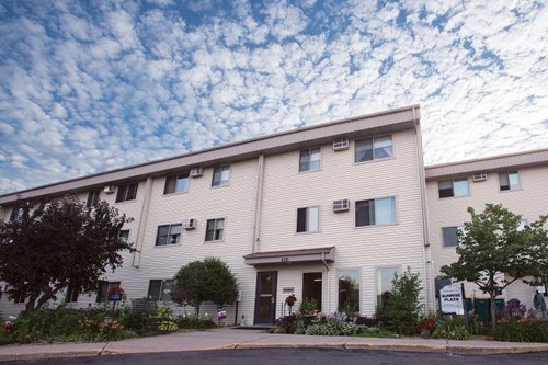 Image of Sunrise Plaza - Ridgeview Le Sueur Campus (1)