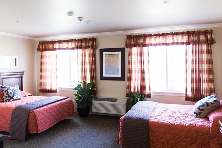 Image of The Peaks at Clinton Memory Care (8)