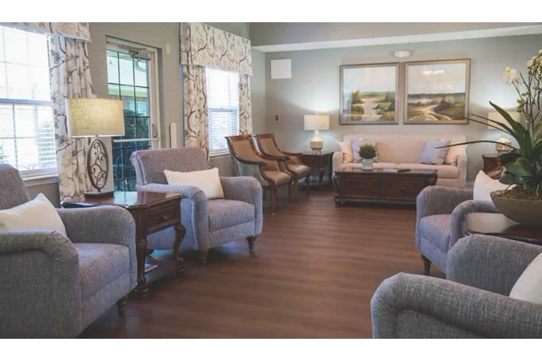 Image of Summit Hills Skilled Nursing Facility (2)