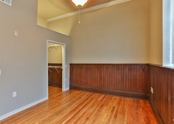 Waynesborough Estates Independent Living Bedroom