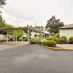 Image of Umpqua Valley Nursing & Rehabilitation (1)