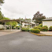 Image of Umpqua Valley Nursing & Rehabilitation (1)