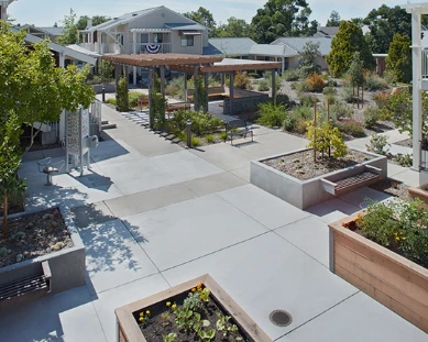 Image of Golden Oak Manor (3)