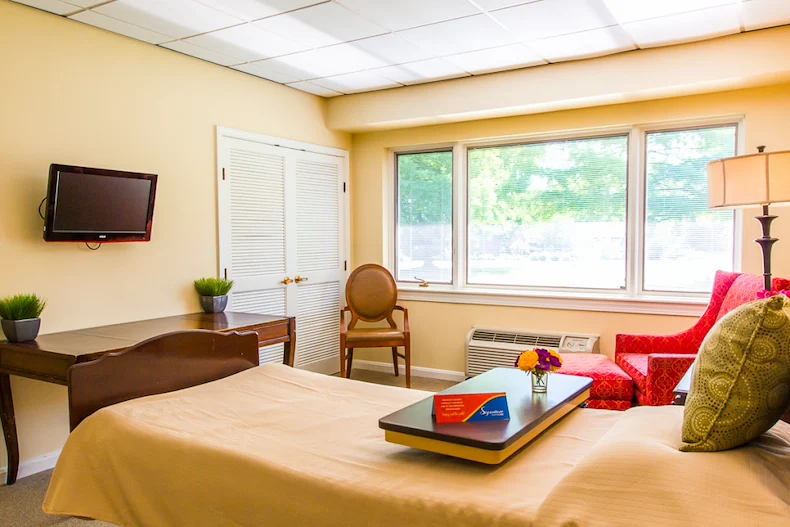 Image of Signature Healthcare At Jefferson Place Rehab & We (8)