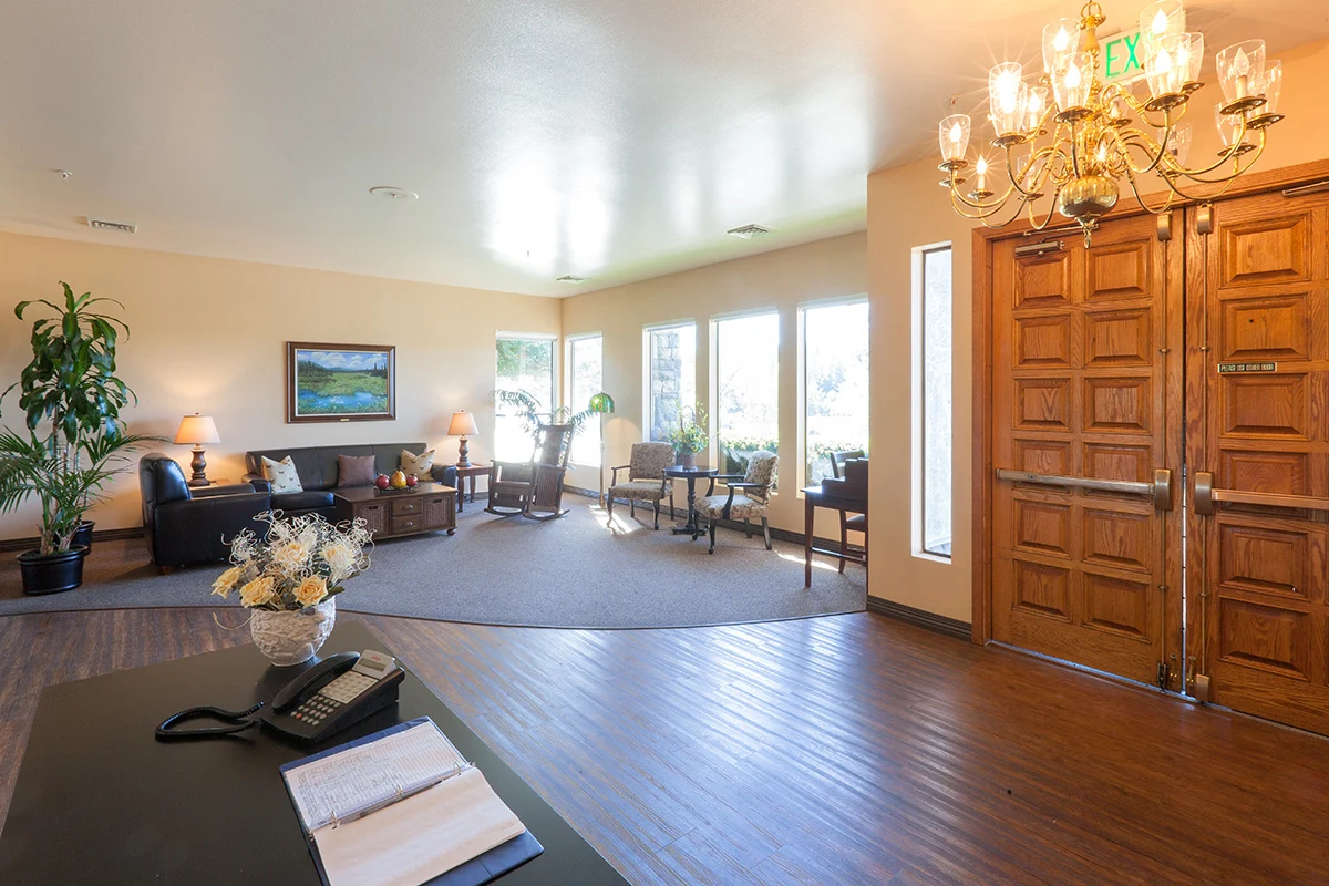 Image of Crystal Ridge Care Center (2)