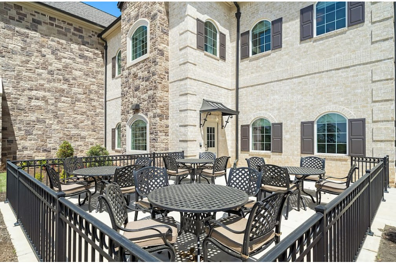 Image of Worthington Manor (5)