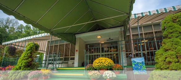 Image of Complete Care At Middlebury (1)