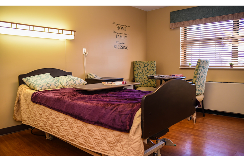 Image of Azria Health Olathe (7)