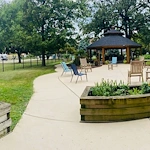 Prime Healthcare Senior Living – Fox Knoll Village in Aurora, IL, outdoor sitting area
