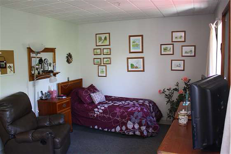 Image of The Pines at Heartwood Assisted Living Program (3)