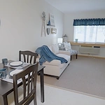 Image of Oakland Manor (8)