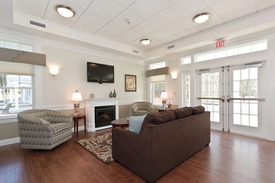 Image of Little Neck Village (7)