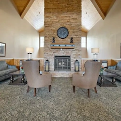 Image of Aegis Lodge in Kirkland (3)