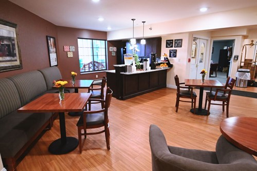 Image of The Cortland Edgewood (2)