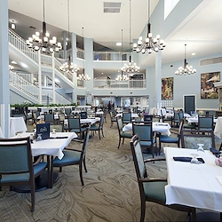 Allegro Tallahassee senior living offering independent living, assisted living, and respite care in Tallahassee, FL, dining room with elegant lighting