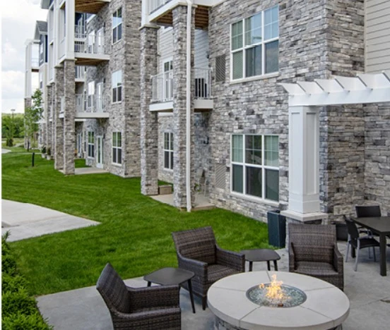 Image of Encore on the Lake (3)