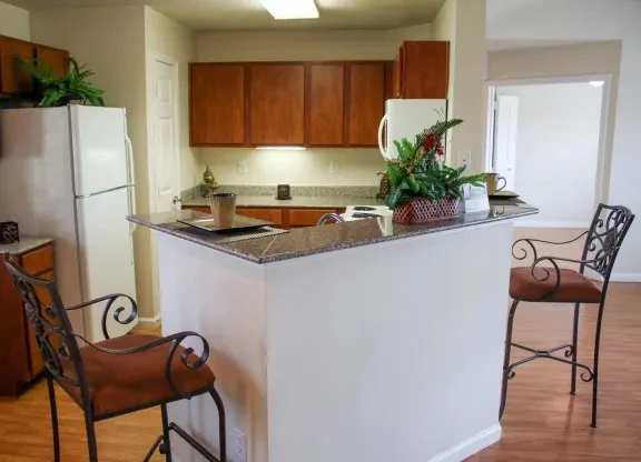 Image of Cobblestone Manor (4)