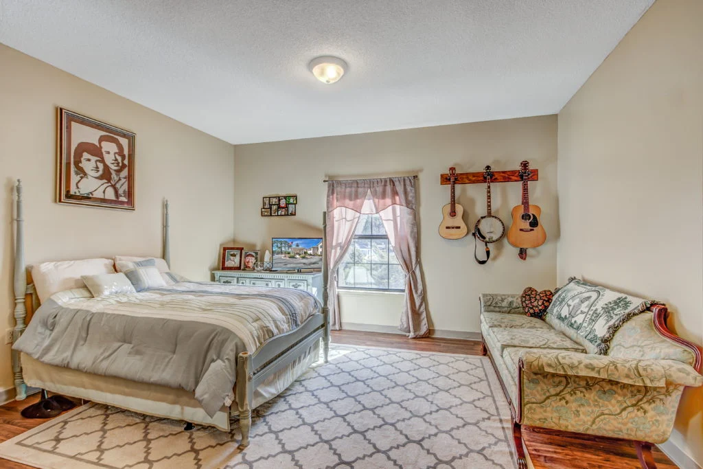 Image of Oaks at Habersham (5)