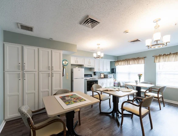 Image of Cardinal Place (6)