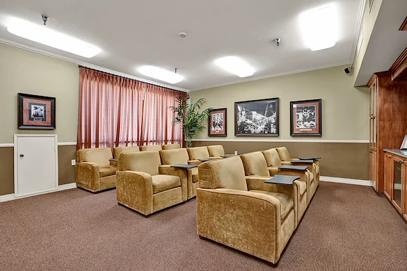 Image of Fallbrook Glen of West Hills (9)