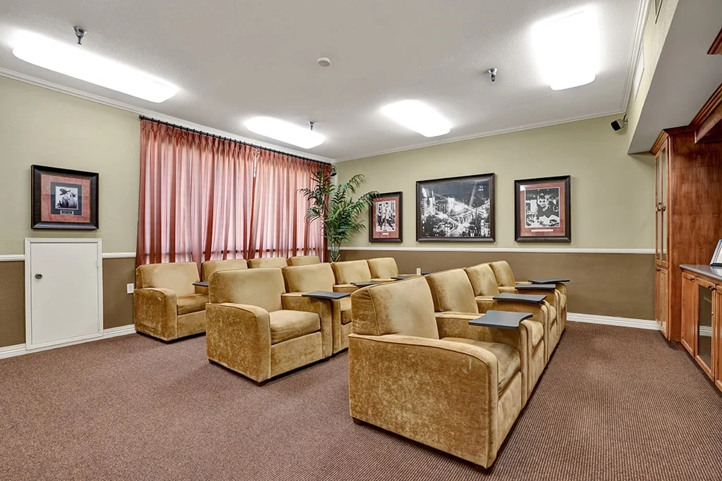 Image of Fallbrook Glen of West Hills (9)