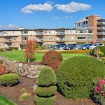 Judson Park Senior Living in Des Moines, WA, exterior