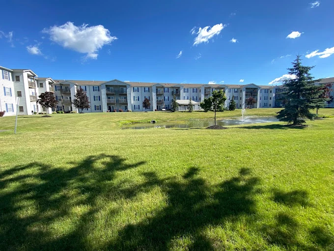 Image of Crestmount Square Senior Apartments (10)