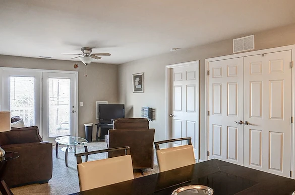 Image of Viewmont Square (10)