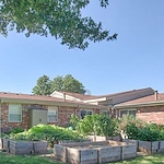 Image of West Edison Plaza Apartments (9)