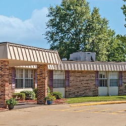 Image of Lakeland Rehabilitation & Health Care Center (2)