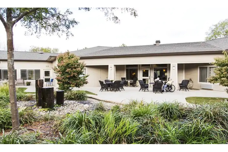 Image of Colonial Gardens Memory Care (2)