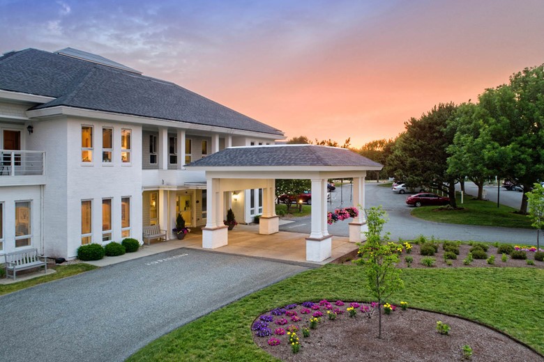Image of Mayflower Place Nursing & Rehabilitation Center (2)
