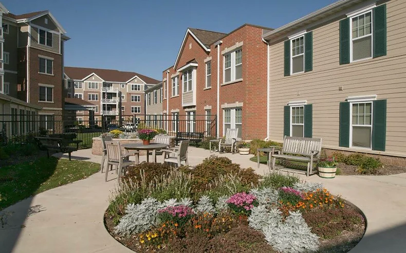 Image of Oak Park Place Madison East Grandview (1)