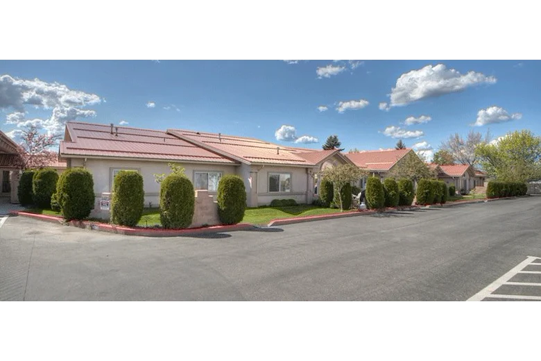 Image of Courtland Place Retirement Community (1)