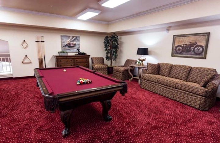 Image of Willow Creek Gracious Retirement Living (8)